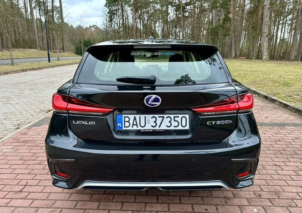 Lexus CT cena 96500 przebieg: 42200, rok produkcji 2019 z Augustów małe 497